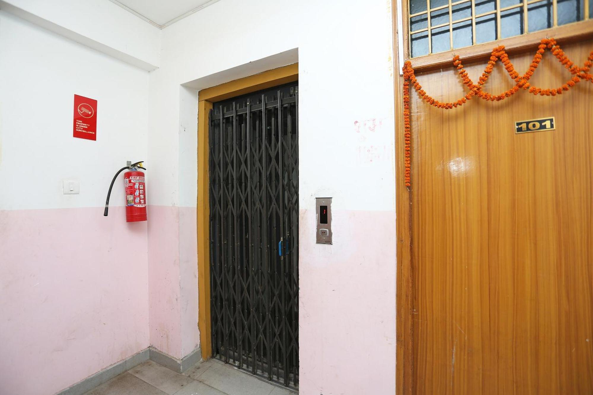 Vibrant Guest House Danapur Buitenkant foto